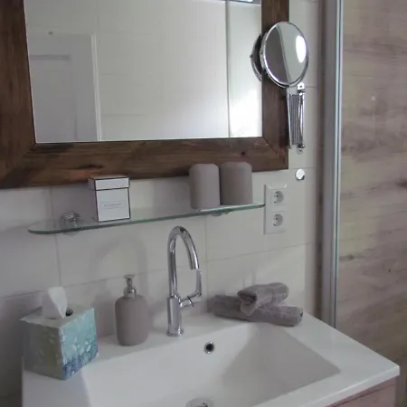 Haus Victoria 公寓 *